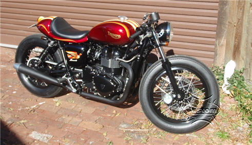 cafe racer triumph