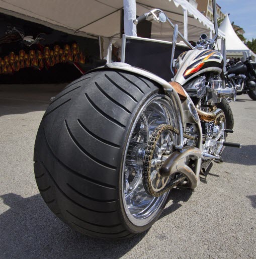 14+ Fat Rear Tire Motorcycle